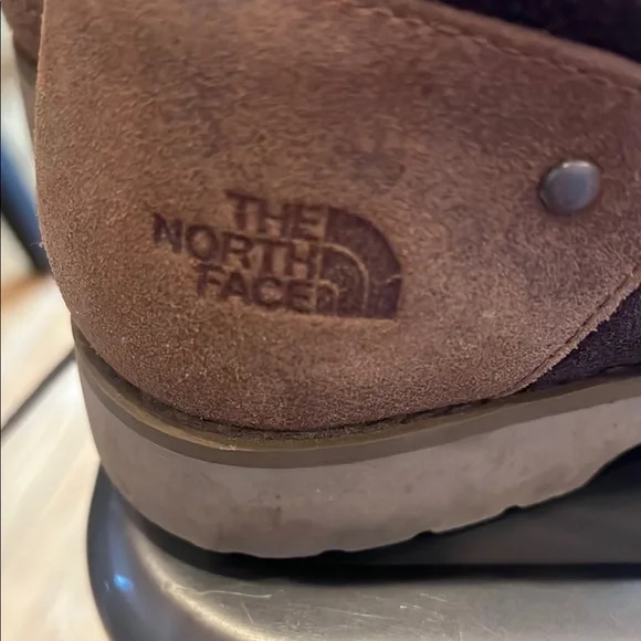 The North Face Brown Lace Up Boots - Picture 2 of 3